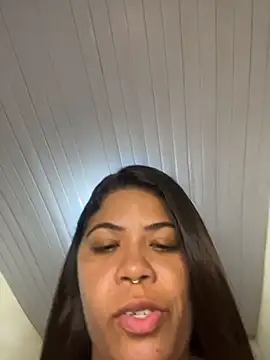 Show de SoyZah_Pozuda na webcam