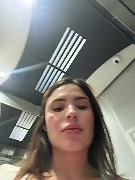 SofiaGomez444's Live XXX Chat