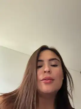 SofiaGomez444's Live XXX Chat