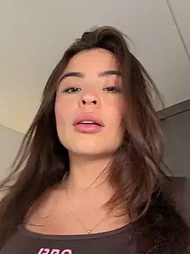 SofiaGomez444 XXX чат на живо