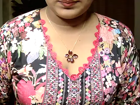 Anuska_010 ওয়েবক্যাম শো
