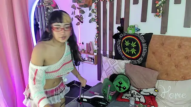 MeowMota_のウェブカメラショー
