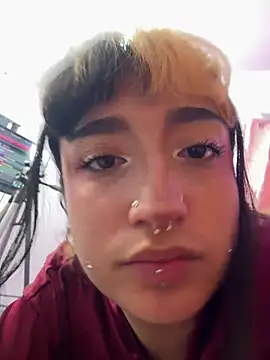 Chat XXX en directo de MeowMota_