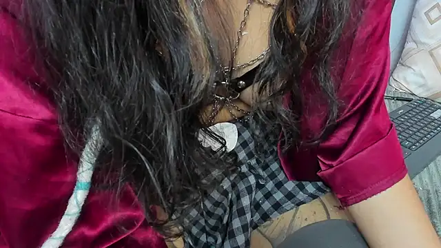 MeowMota_ Pertunjukan Webcam