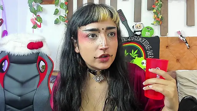 MeowMota_ Show Webcam