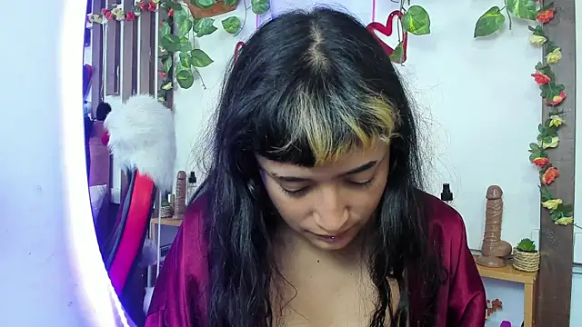MeowMota_ Chat XXX in diretta