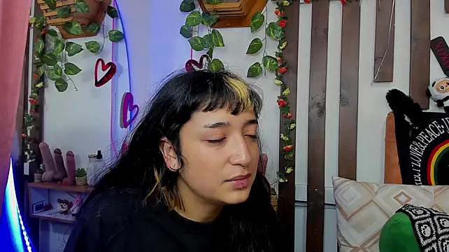 MeowMota_ Show in webcam