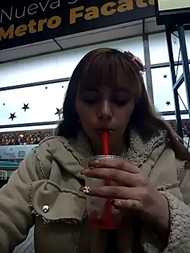 ISABELLA-01_ – Kamerová šou