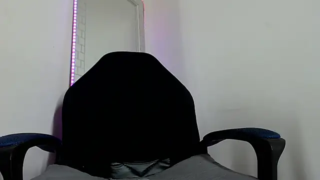 Nash_fit18 Webcam Show