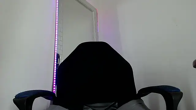 Nash_fit18 Show in webcam