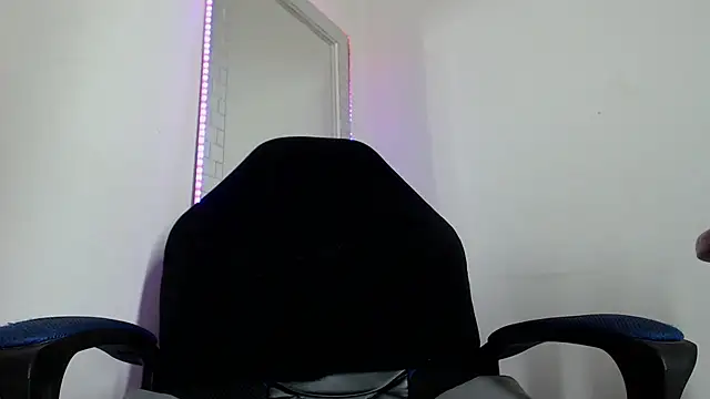 Nash_fit18 Webcam show
