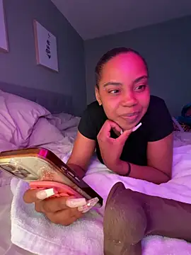 TheRealOshunQueen Webcam-Show