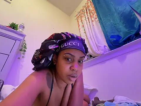 TheRealOshunQueen's Webcam Show