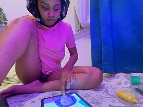 Show Webcam de TheRealOshunQueen