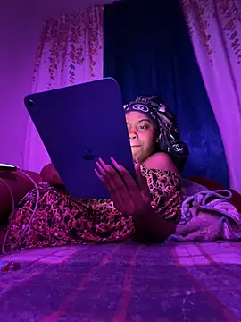 TheRealOshunQueen's Webcam Show