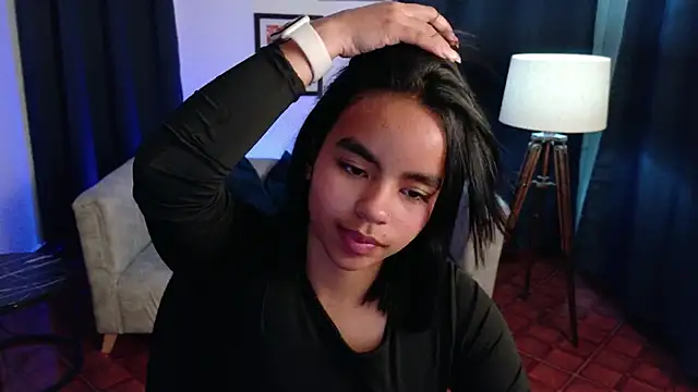 SofiaMante_ Live XXX-Chat