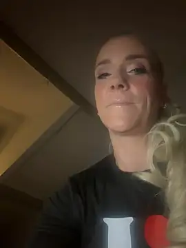 missconly's Live XXX Chat