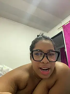 NV-Nikoll's Live XXX Chat