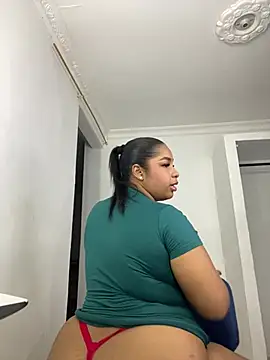 NV-Nikoll's Live XXX Chat