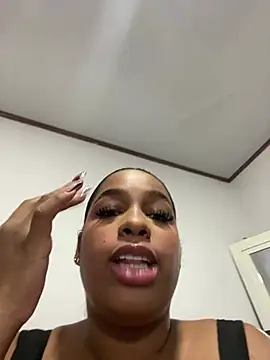 NV-Nikoll's Live XXX Chat