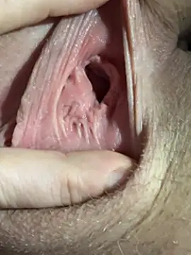 Barbi24297's Webcam Show