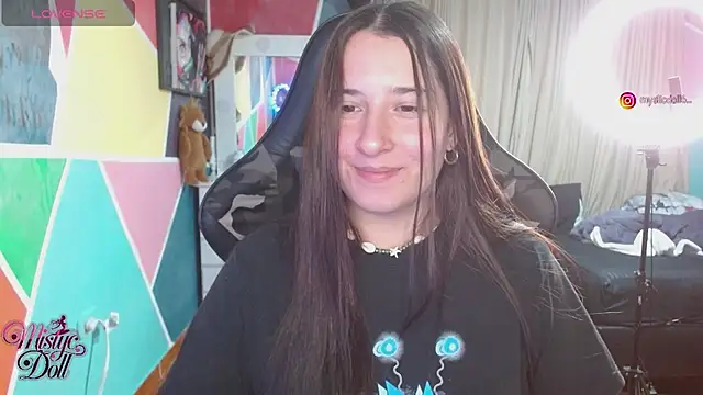 Chatroom XXX en direct de Mysticdooll69