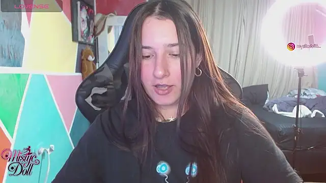 Mysticdooll69 – Live XXX-chat