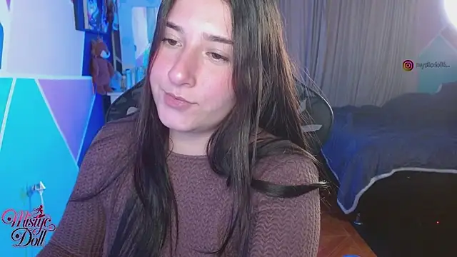 Chat +18 de Mysticdooll69 ao vivo