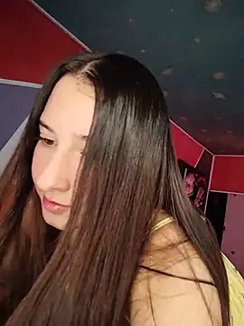 צ'אט XXX בשידור חי של Mysticdooll69