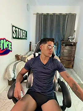 Jackson_stone Adlı Modelin Web Kamerası Şovu