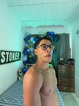 Show modela Jackson_stone na web-kameri