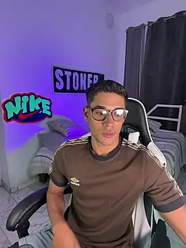 عرض كام Jackson_stone