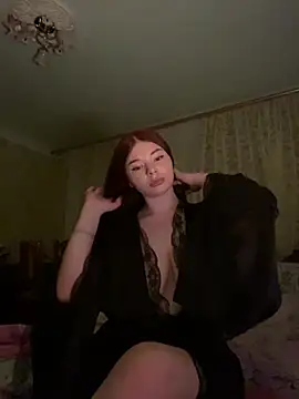 roze_rists' Webcam Show