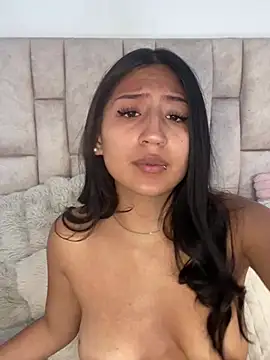 Chat XXX en directo de carina_lopez707rs