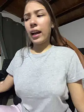 Chat +18 de Kitty20205 ao vivo