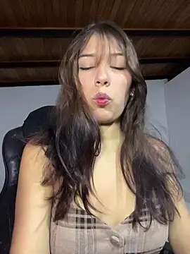 Kitty20205 – webcam-show