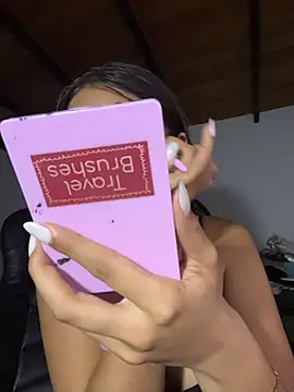 Kitty20205 Live XXX-Chat
