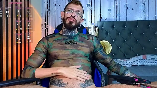 Simon_Rz Adlı Modelin Web Kamerası Şovu