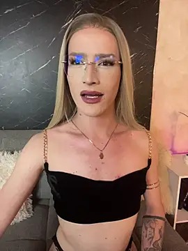 Alana_Stone Show in webcam