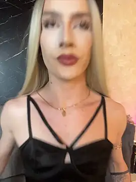Show modela Alana_Stone na web-kameri