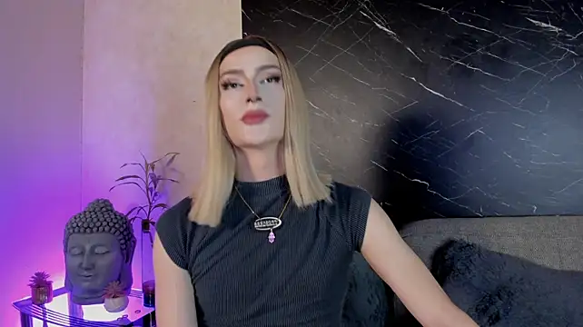 הופעת וובקאם של Alana_Stone