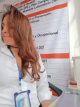 Alejandra_N Webcam Show