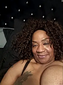 Big_Booty_Bonnie Show in webcam