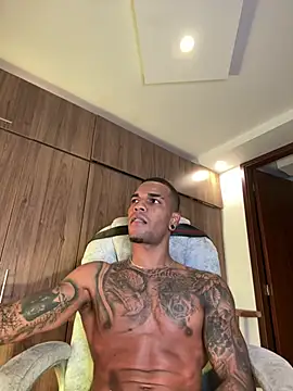Webkamerová show blackboy-strong
