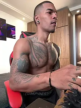 Webkamerová show blackboy-strong