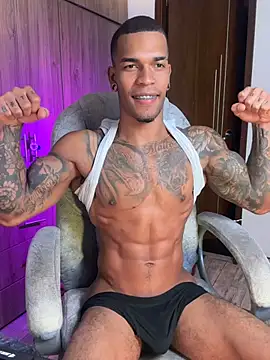 Show de blackboy-strong na webcam