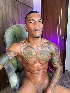 blackboy-strong Show Webcam