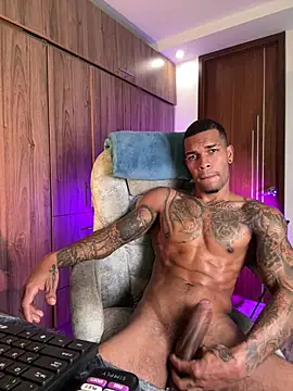 blackboy-strong webcam show