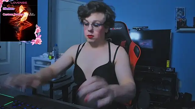 CuteDollVanessa: вебкам-шоу