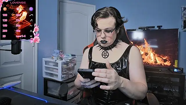 MidnightDollVeronica webkamerás műsora